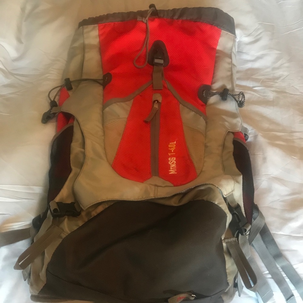 MTNSG 40 liter backpack